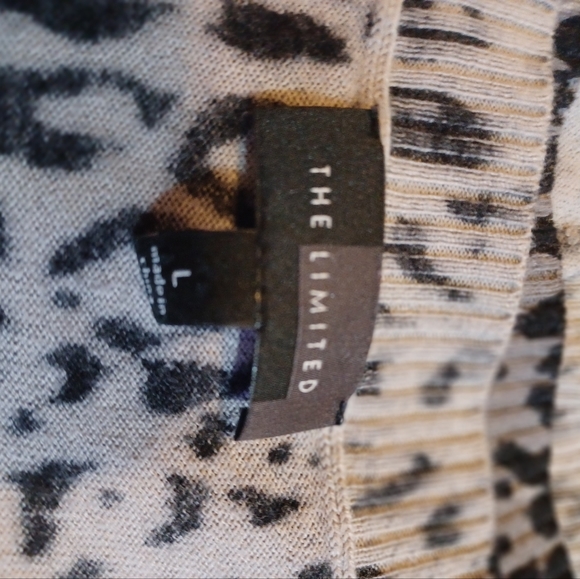 LIMITED L Leppard Top - Picture 2 of 7